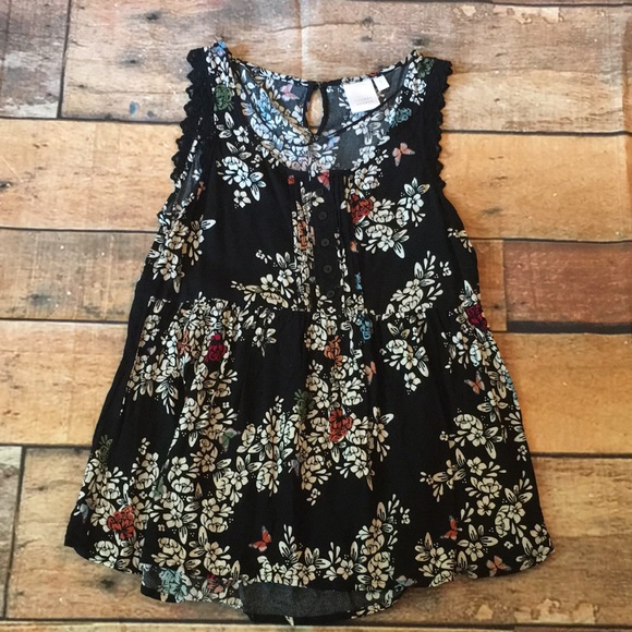 Lauren Conrad blouse